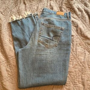 American Eagle mom jeans